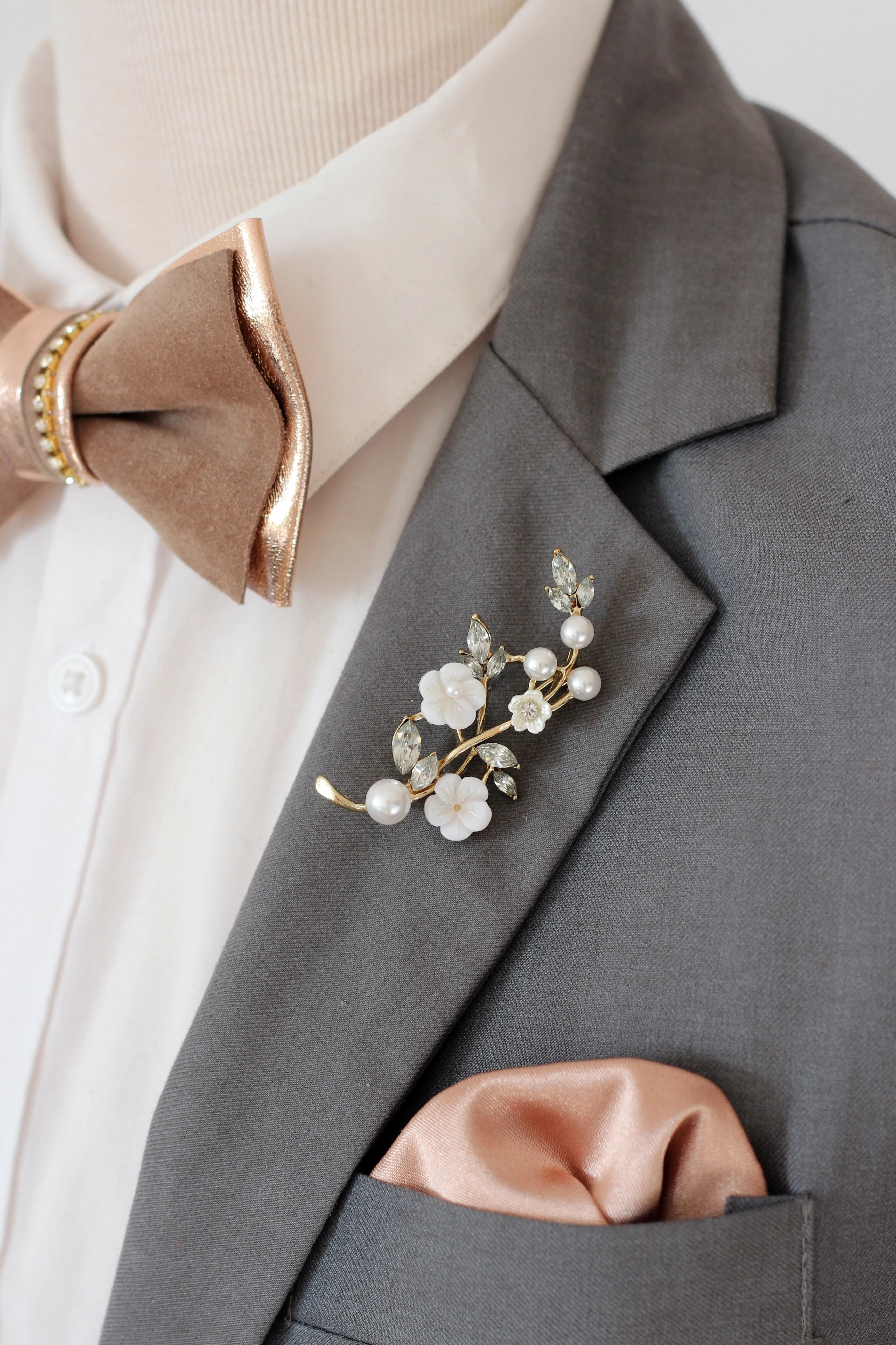 Mens elegant rhinestone crystal branch boutonniere, wedding lapel rose pin