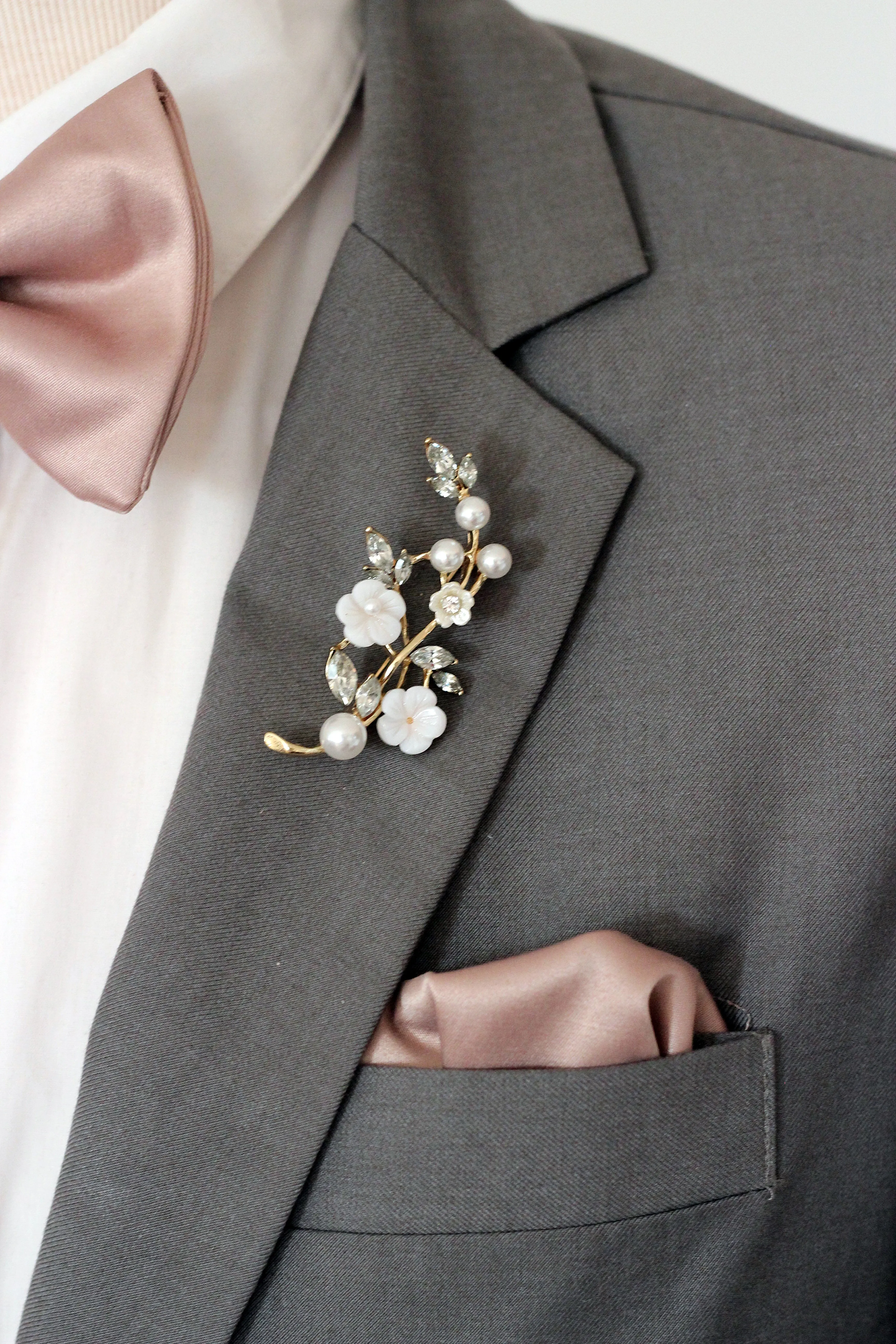 Mens elegant rhinestone crystal branch boutonniere, wedding lapel rose pin