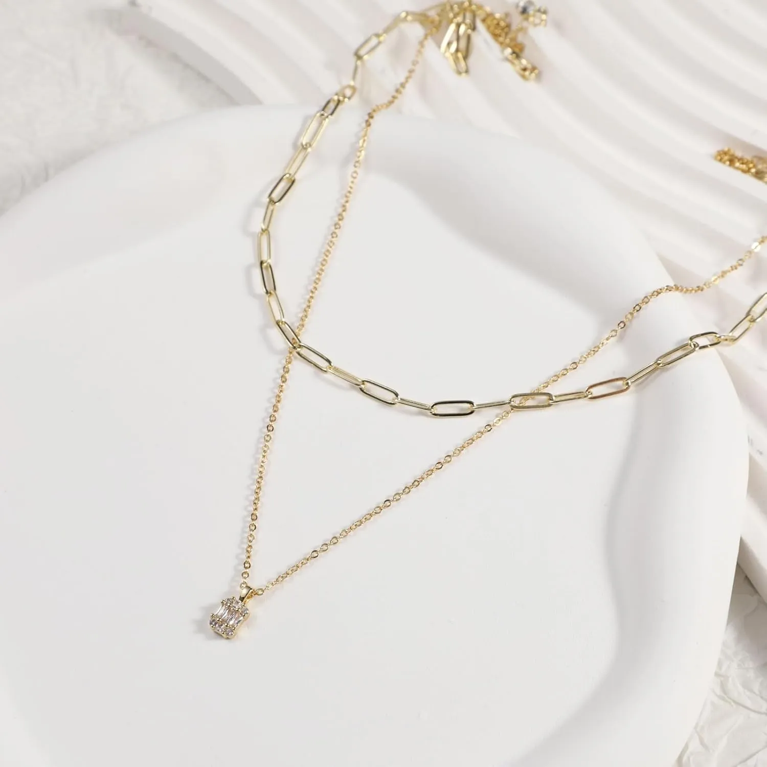 MIDEEO CZ Diamond Gold Necklace for Women Dainty Gold Layered Sliver Necklaces 14k Gold Plated Diamond Pearl Pendant Necklaces Heart CZ Cross Choker Necklaces for Women Simple Cubic Zirconia Necklace Trendy Jewelry Gifts