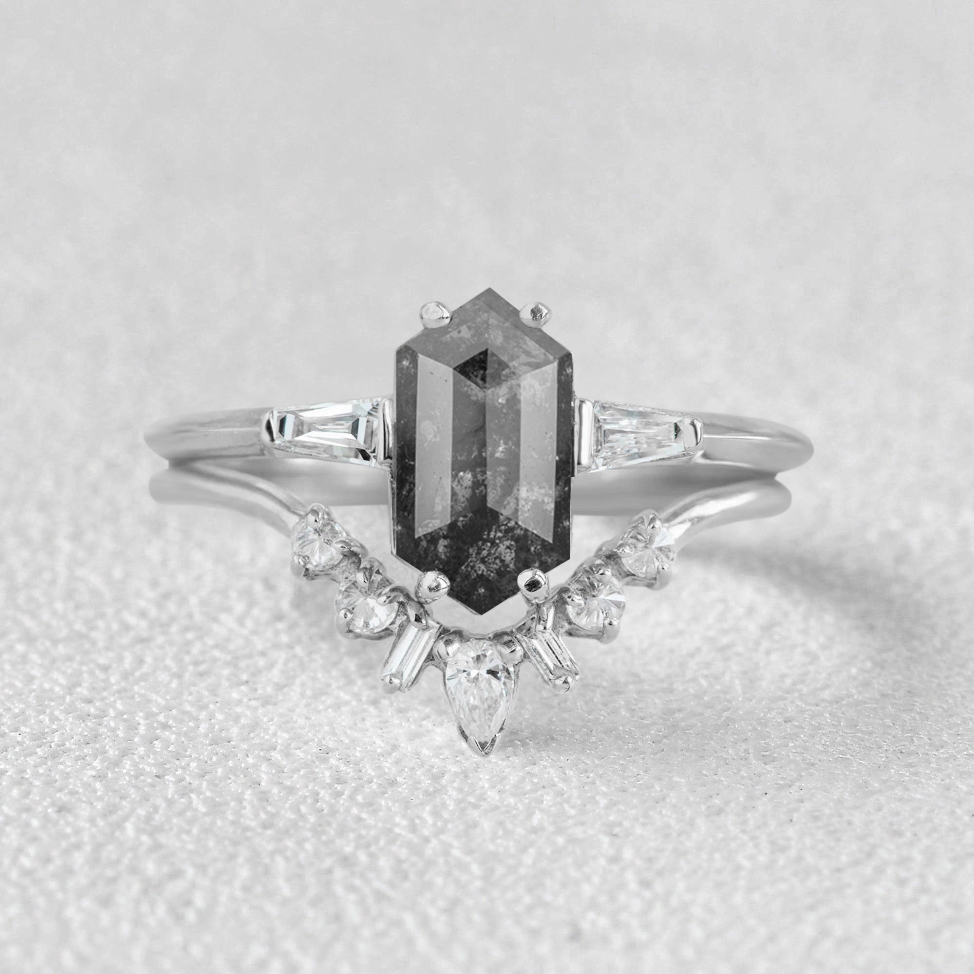 Long Hexagon Salt and Pepper Diamonds Three Stone Ring Set 2pcs Casual Accent