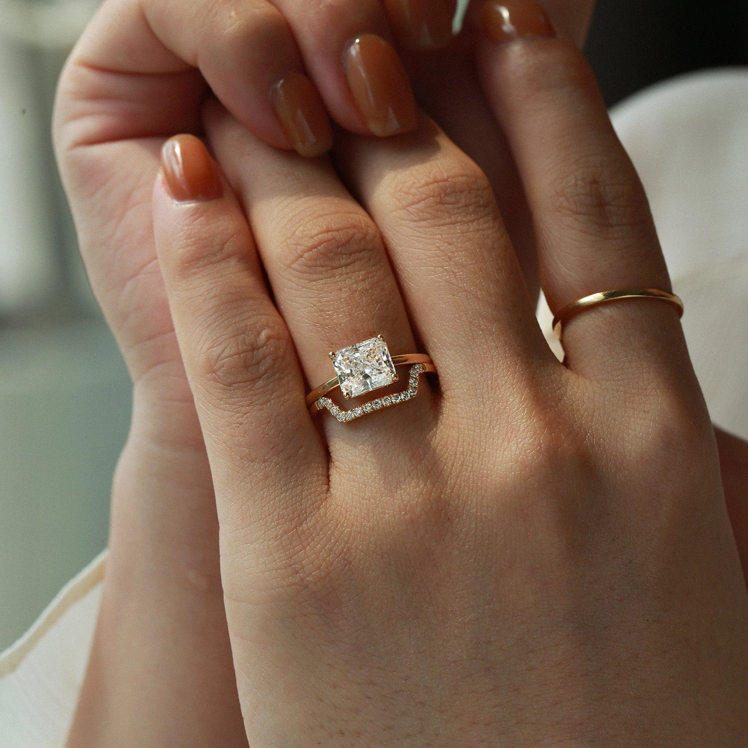 Alluring piece Colorful Glow 3.0ct Radiant Cut Moissanite Solitaire Ring Set 2pcs