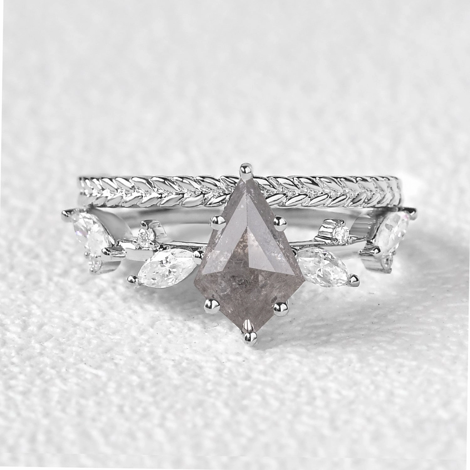 Kite Cut Salt and Pepper Diamonds Leaf Engagement Ring Set 2pcs Golden Hour