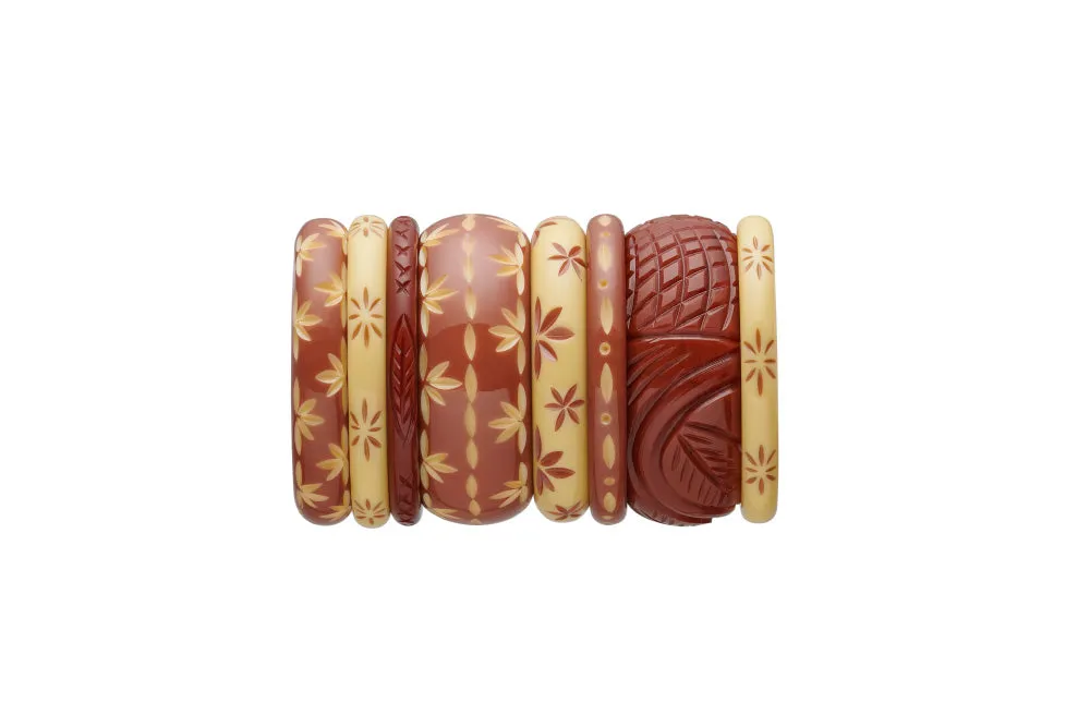 Narrow Lait Carved Bangle