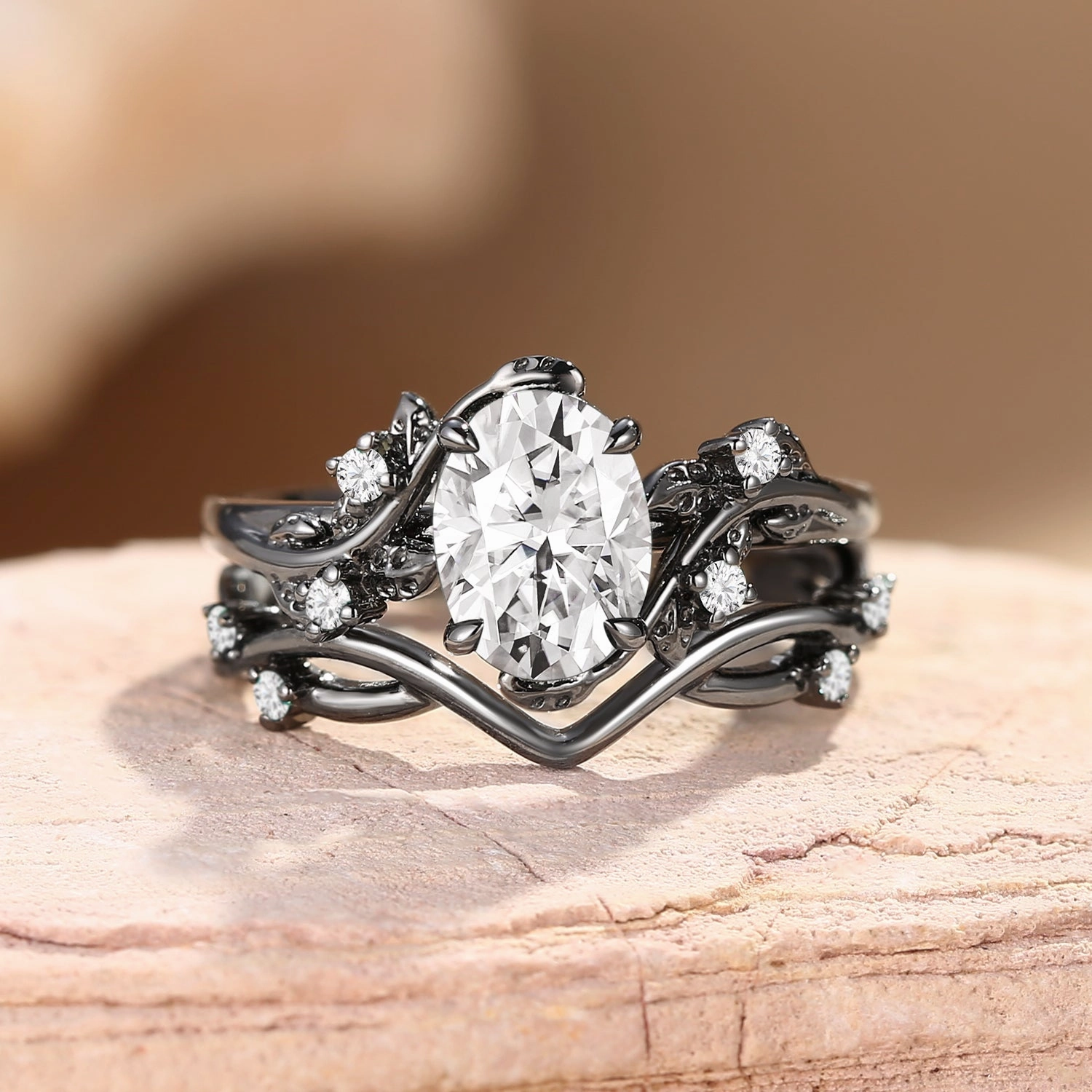 Statement Look Nature Inspired - Oval Cut Moissanite Leafy Gold Ring Set 2pcs - Mossy