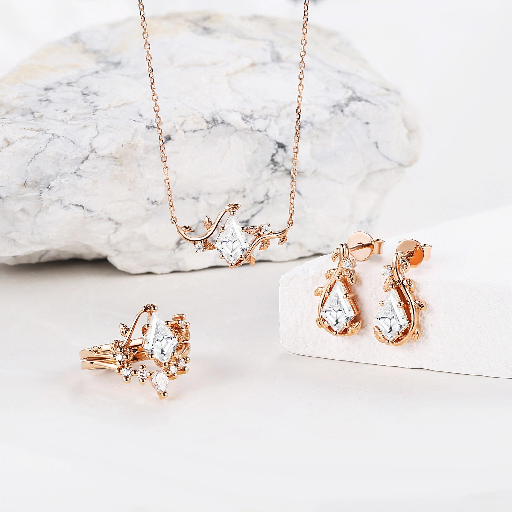 Premium Feature Shine Moment Nature Inspired - Unique Kite Cut Moss Agate Leafy Ring & Necklace & Earrings Sets 5PCS - Willow Jewelry Sets