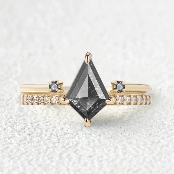 Nature Salt and Pepper Diamonds Wedding Ring Set 2pcs Flirty Look