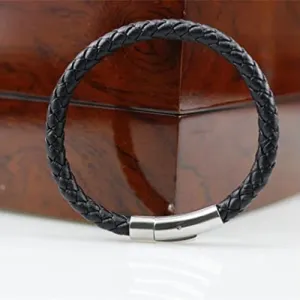 New Stainless Steel Snap Clasp Leather Bracelet for Men.com 21cm/ Black