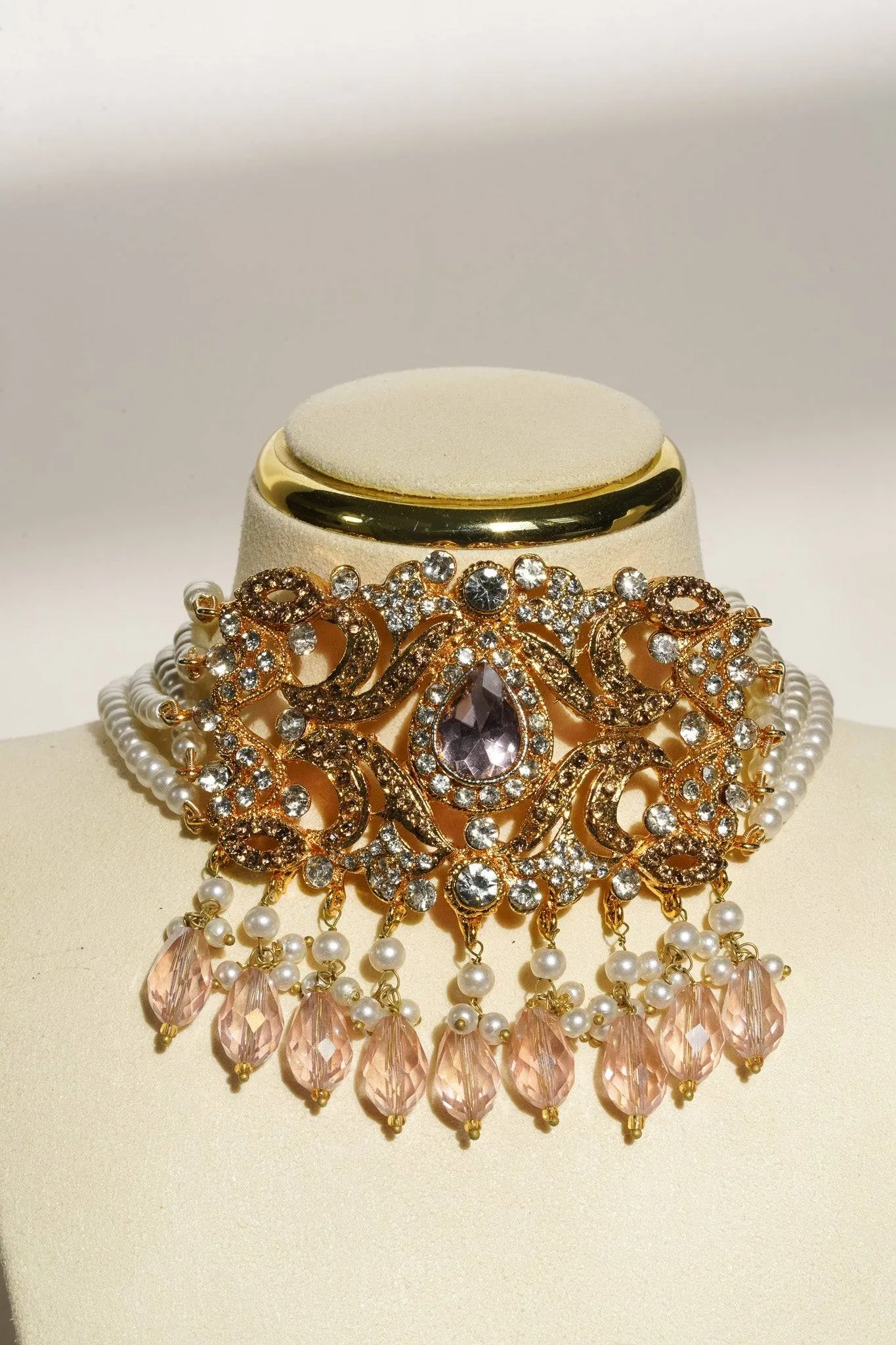 Noreen - Artisan Crafted Choker Necklace Set With Earrings & Tikka