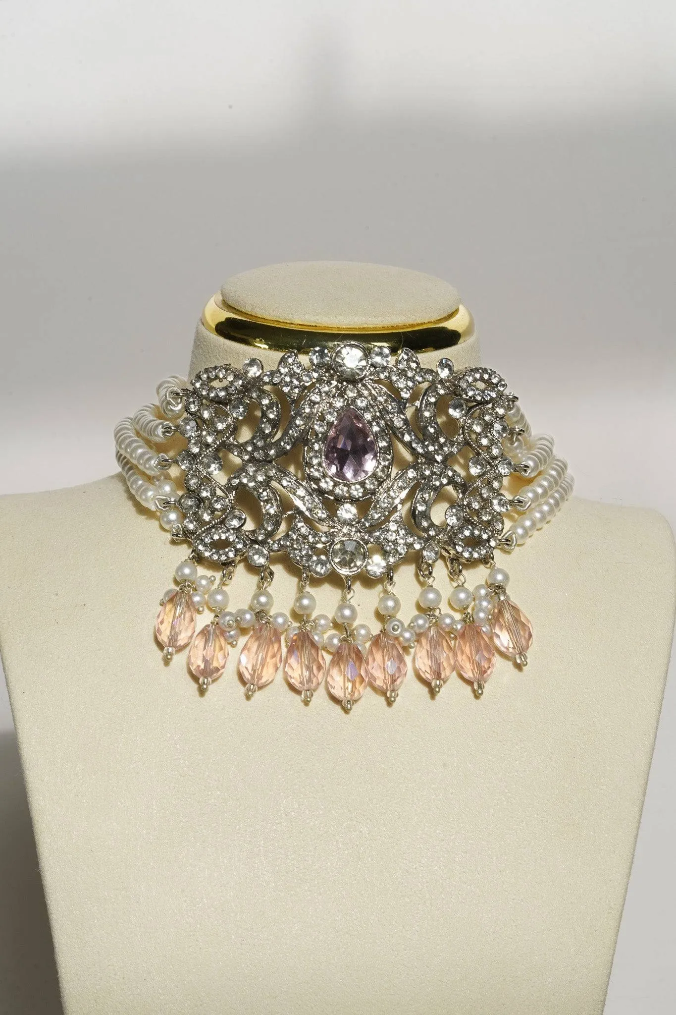 Noreen - Artisan Crafted Choker Necklace Set With Earrings & Tikka