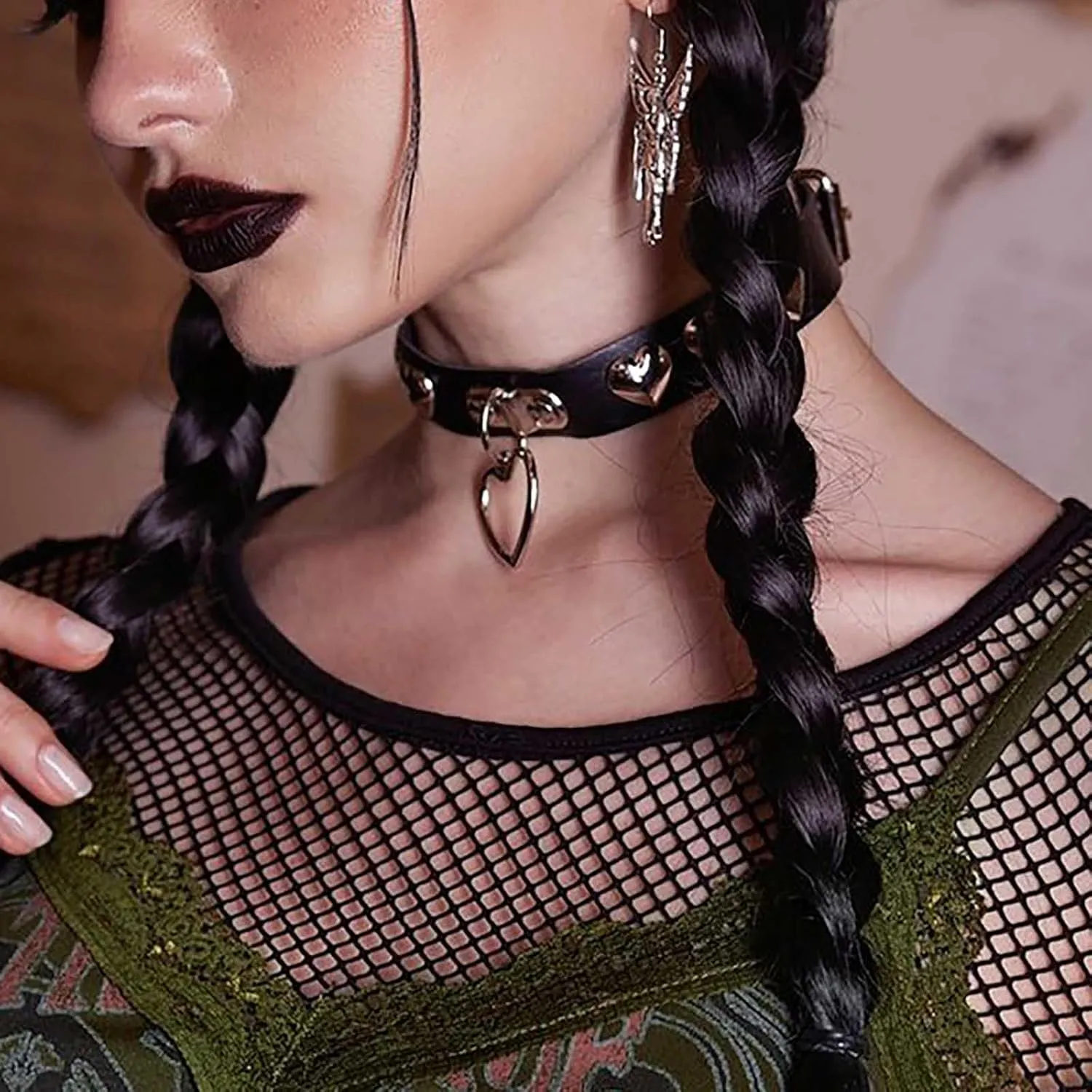 Olbye Lock Heart Choker Necklace Short Black Leather Necklace Punk PU Collar Necklaces Cosplay Necklace Link Chain Gothic Necklace Jewelry for Women and Girls