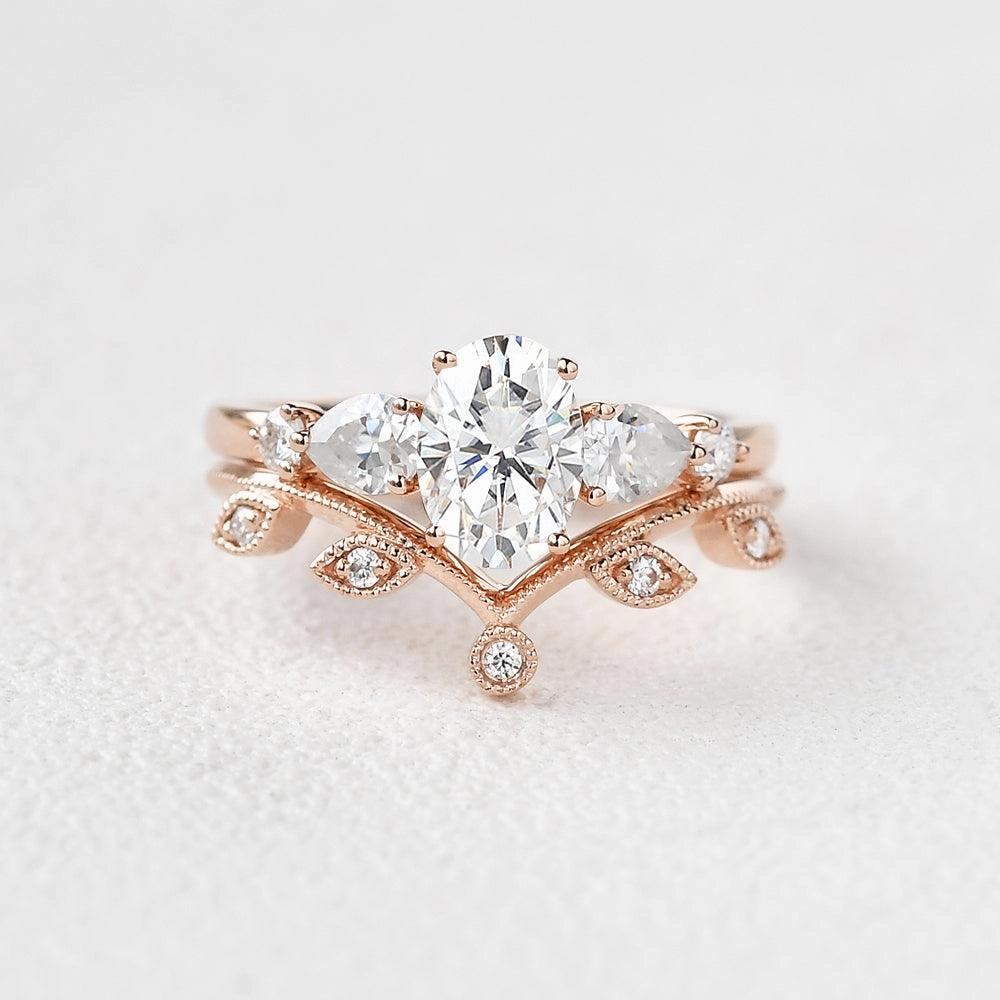 Oval & V Shaped Moissanite  Rose Gold Bridal Set 2pcs Ring Shiny Lines