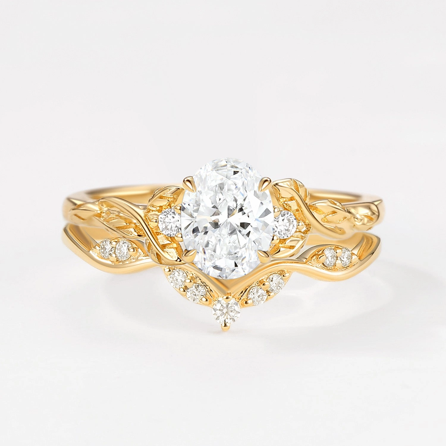 Oval Shaped Lab Grown Diamond Leafy Engagement Ring Set 2pcs Effortless Touch