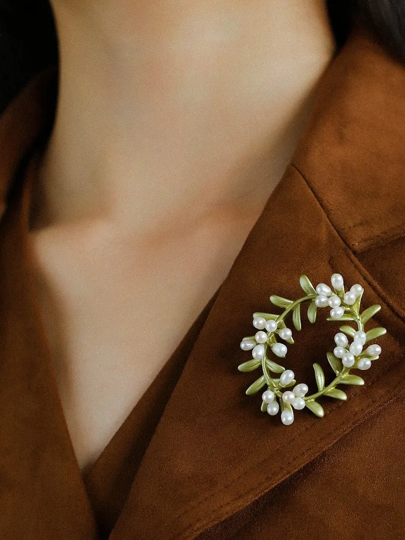 Peach Blossom Wreath Brooch