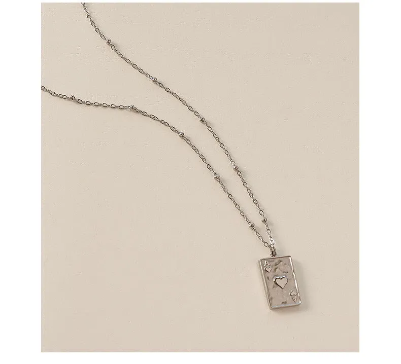 Peach Heart Love Pendant Necklace with Collarbone Chain - European and American Style