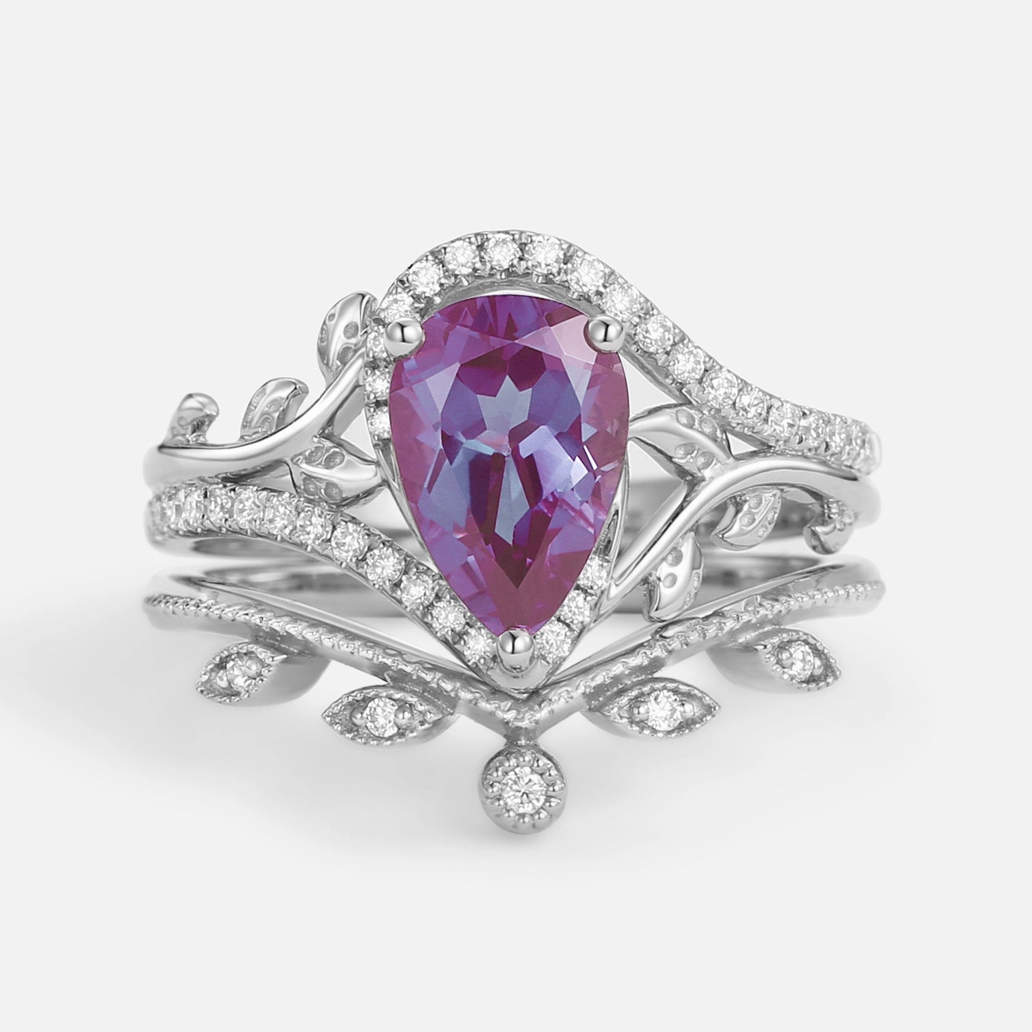Metallic Touch Timeless Design Pear Cut Alexandrite & Moissanite Leafy Ring Set 2pcs
