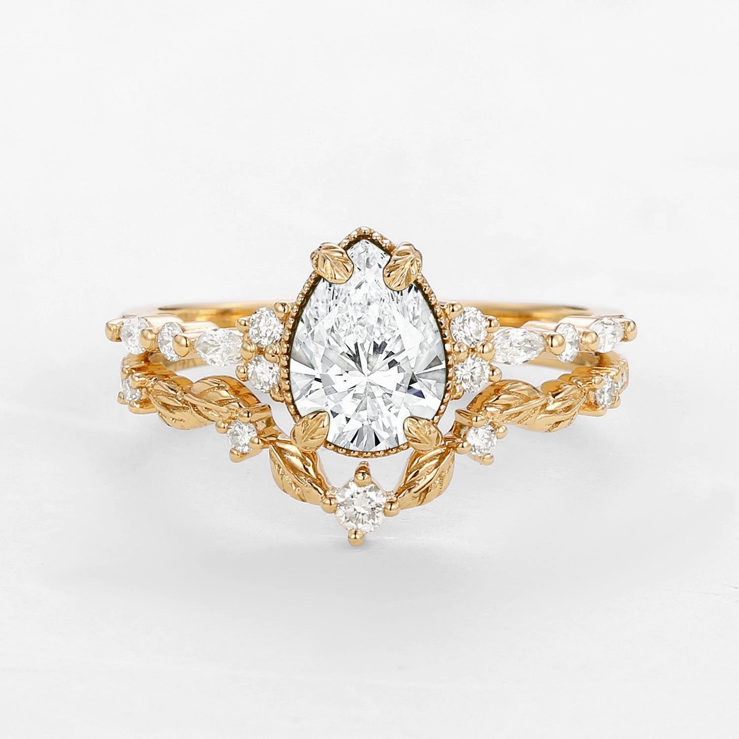 Handmade Jewelry Pear Cut Lab Grown Diamond Leafy Ring Set 2pcs - Bryony