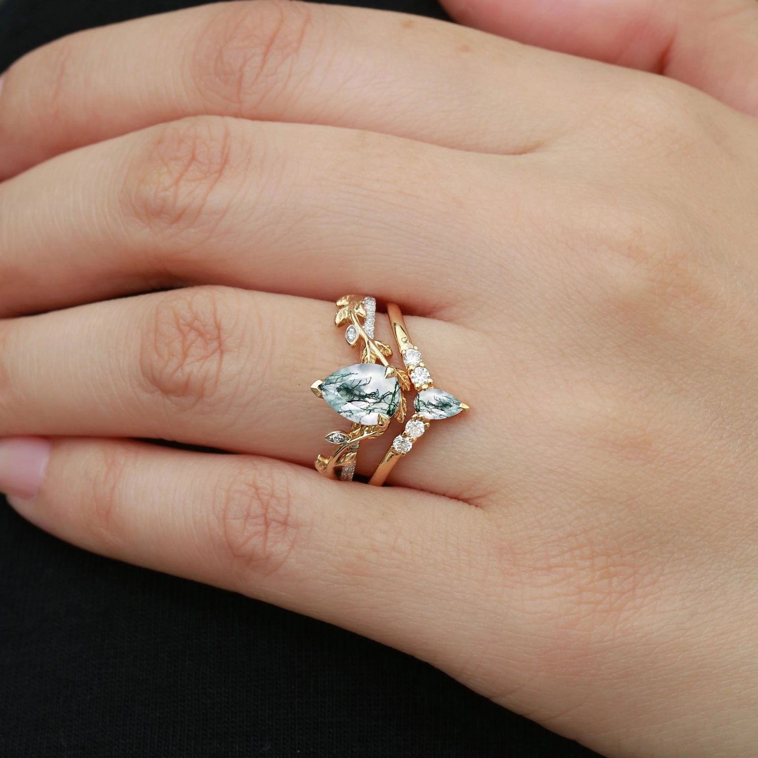 Classic Layers Eye Catching Pear Shaped Moss Agate & Moissanite Leafy Bridal Ring Set 2pcs