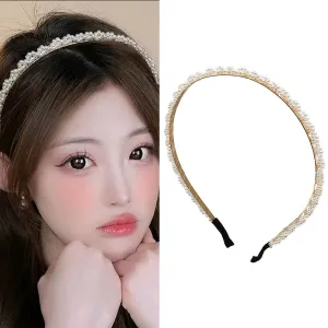 Pearl Headband for Women Girls Faux Pearl Hairbands Hair Hoop White Bridal Headpiece for Bride Hair Hoop Headwear Elegant Beaded Headbands for Prom Parties Wedding Hair Accessories