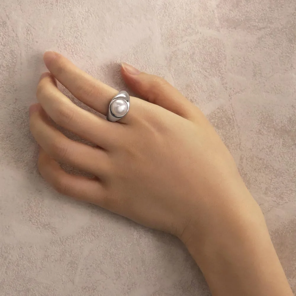 Pearl Signet Ring
