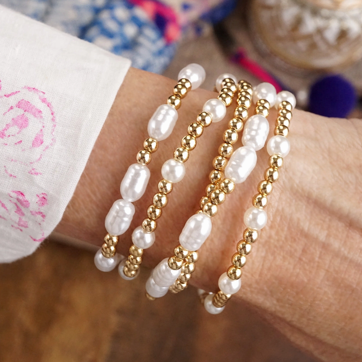 Pass Down Treasure Mint State Pearl & Gold Beaded Stretch Bracelet Set ?C Set of 5