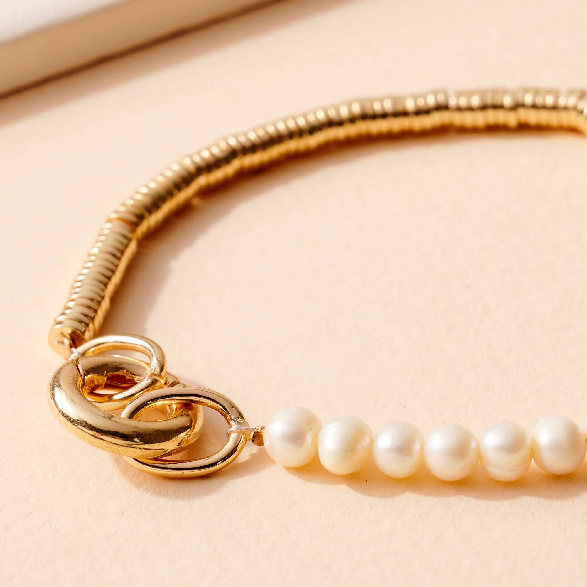 Pearls Chain Link Bracelet