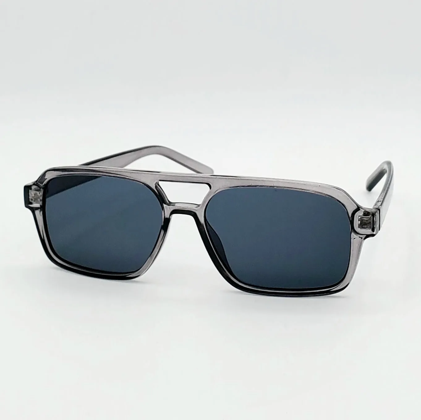 Plastic Aviator Sunglasses in Translucent Grey with Smoke Lenses