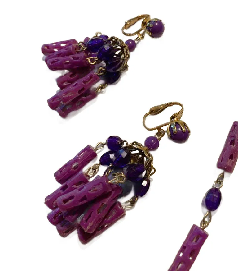 Pretty Shades of Purple Plastic Tassel Necklace and Clip Earrings Demi Set circa 1960s