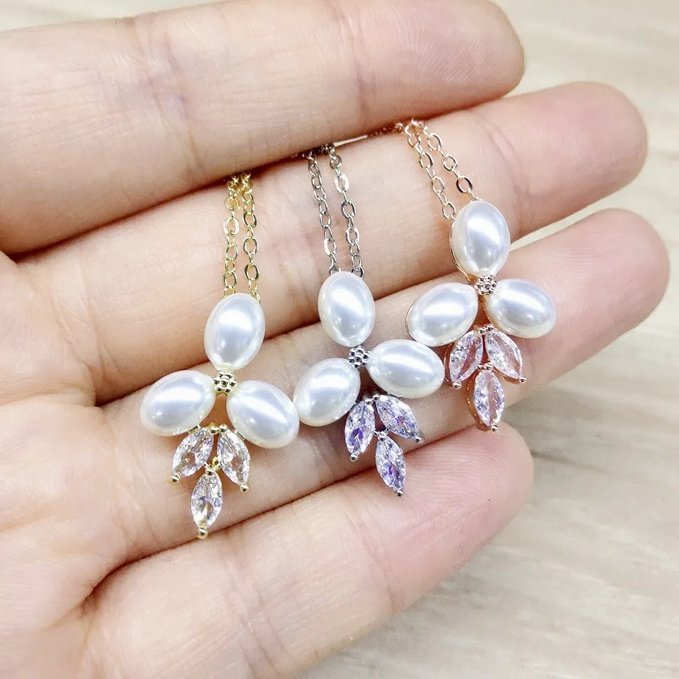 "Adonna" - Pearl Bridal Necklace - Available in Silver, Rose Gold and Yellow Gold