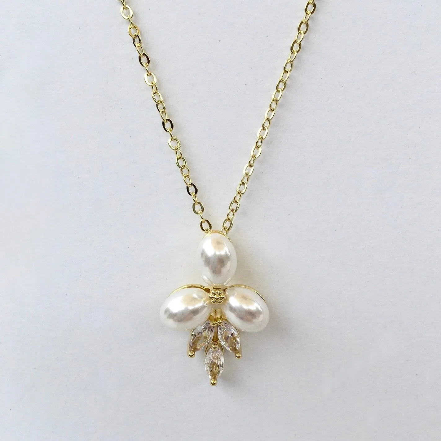 "Adonna" - Pearl Bridal Necklace - Available in Silver, Rose Gold and Yellow Gold