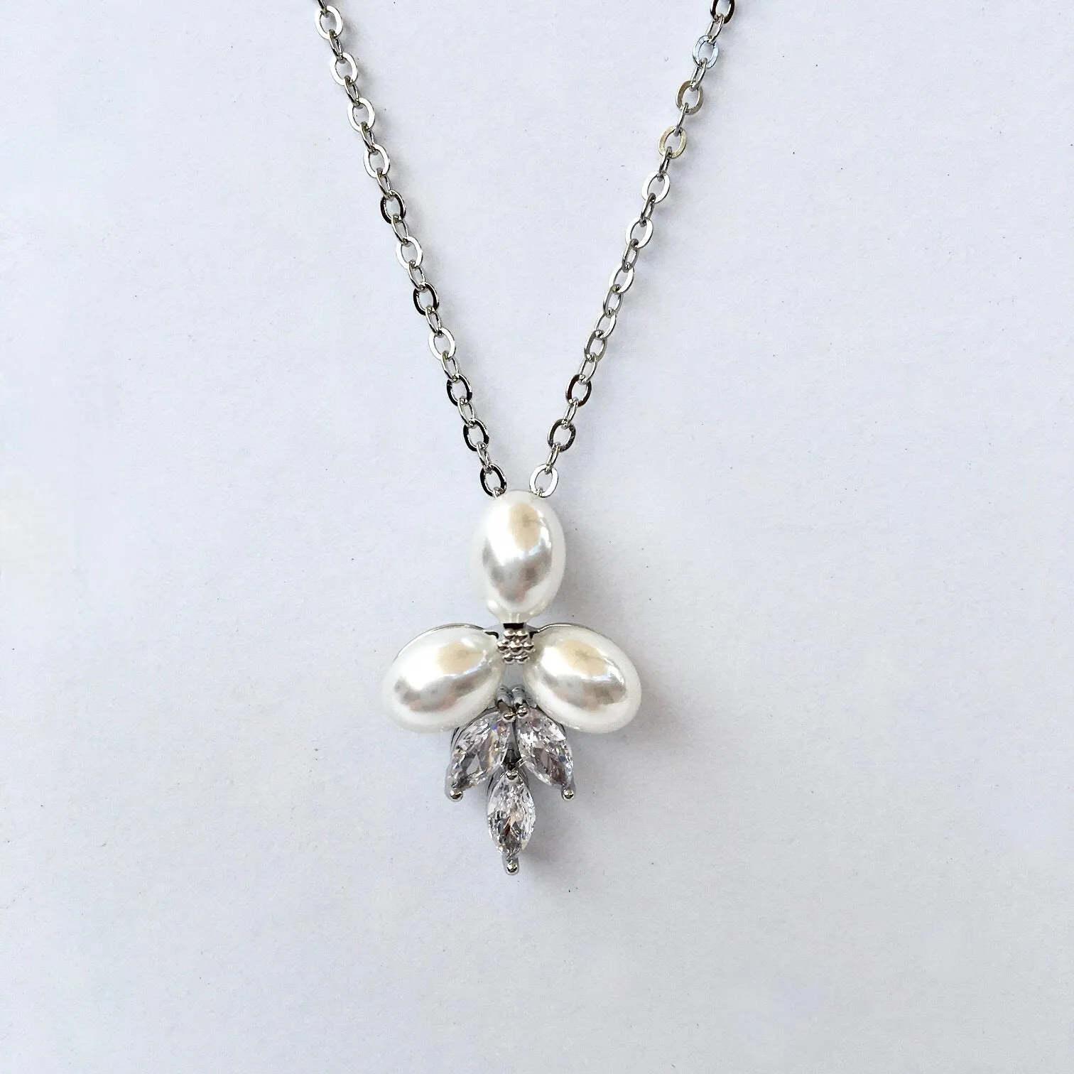 "Adonna" - Pearl Bridal Necklace - Available in Silver, Rose Gold and Yellow Gold
