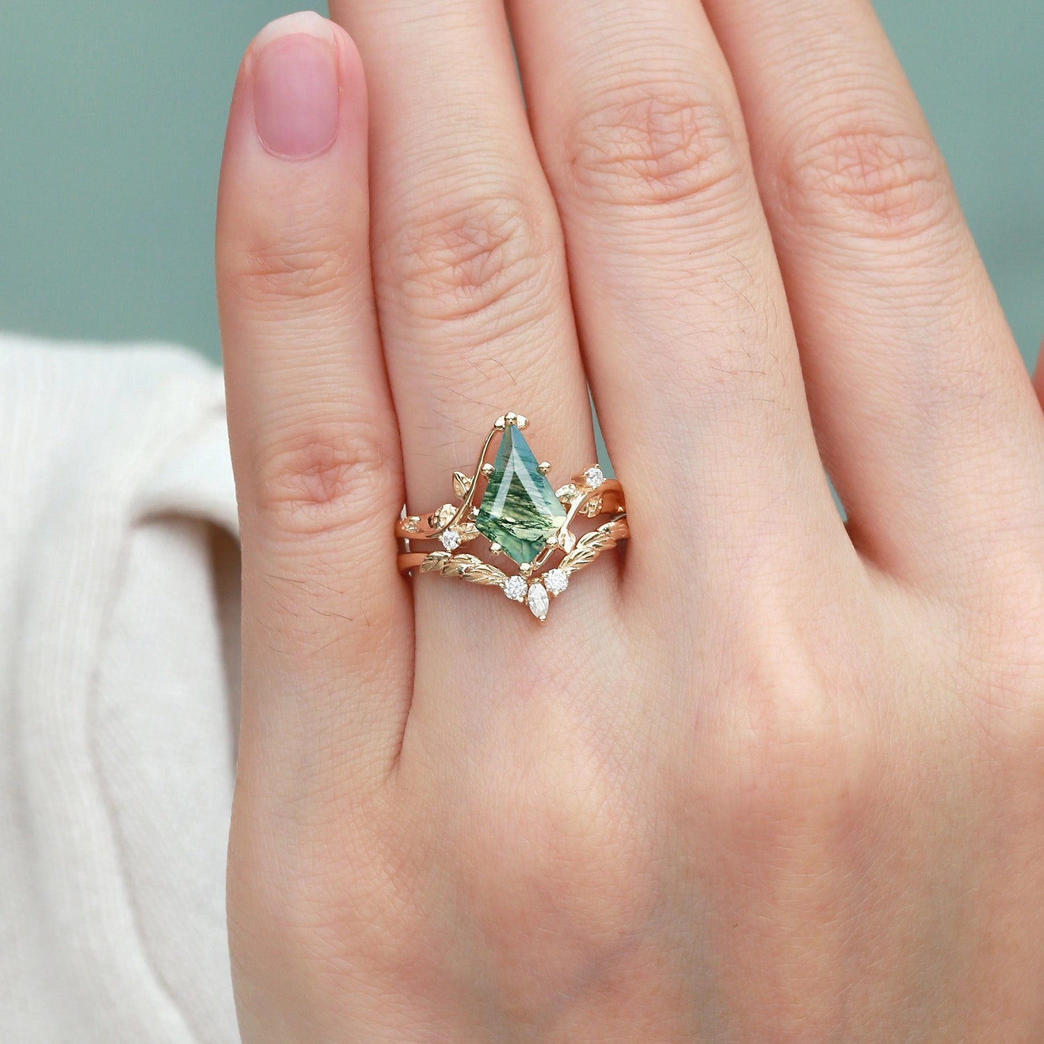 Moss Agate Kite Cut Vine Engagement Ring Set 2pcs - Twigs Bright Highlight Night Feature