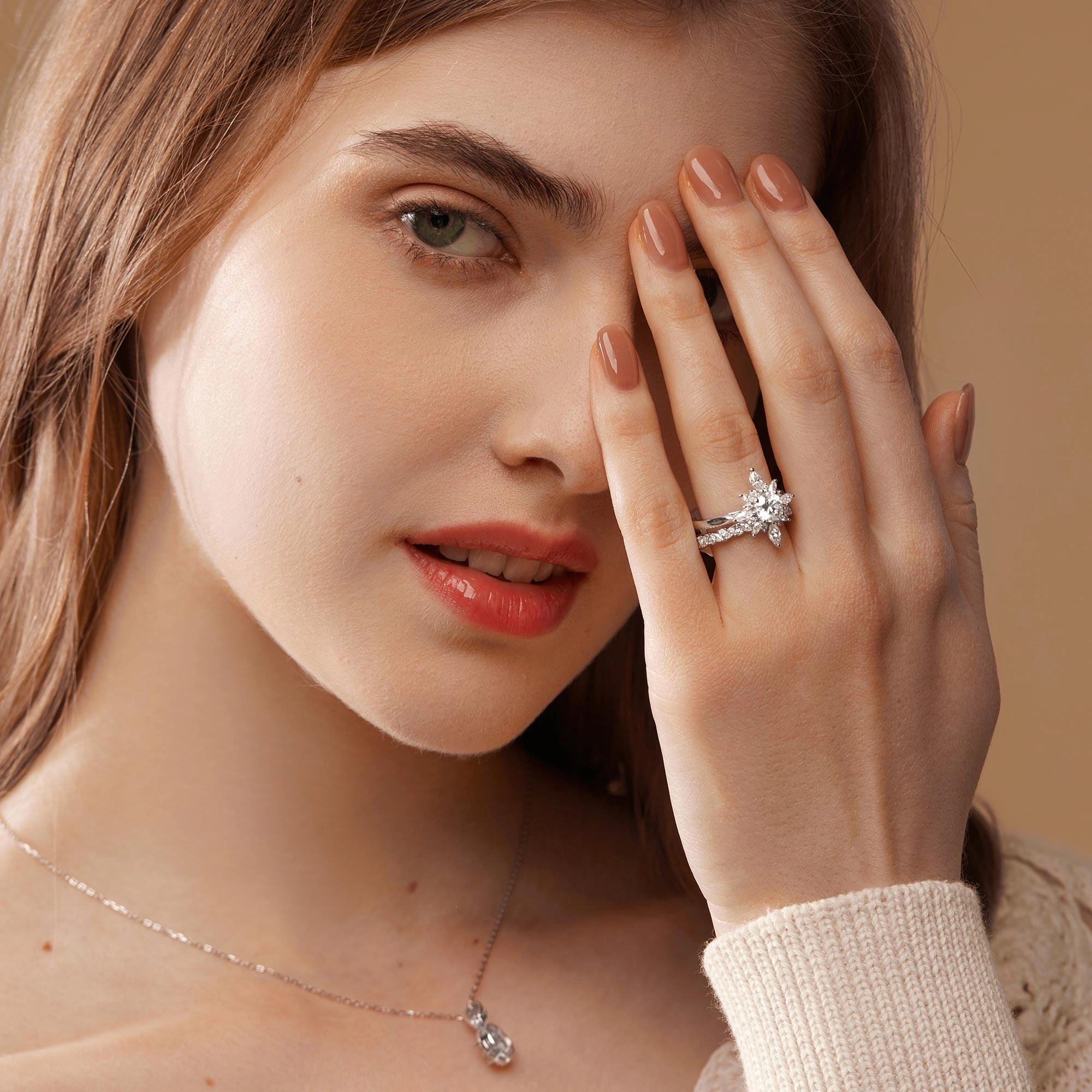 Stylish Style Shiny Embellishments 1.0ct Round Cut Moissanite Floral Marquise Cluster Ring Set 2pcs