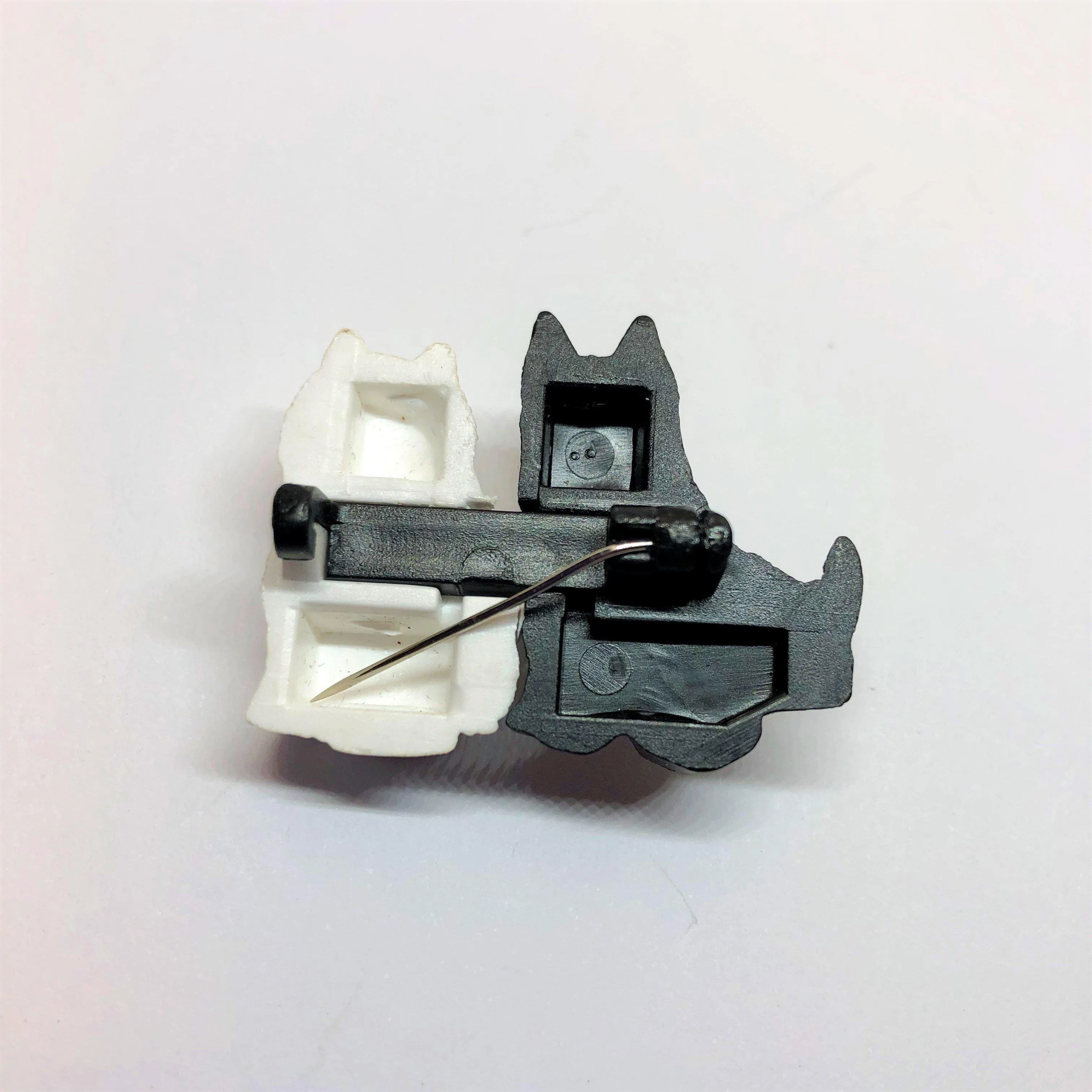 Retro Cute Scotty Dogs Brooch