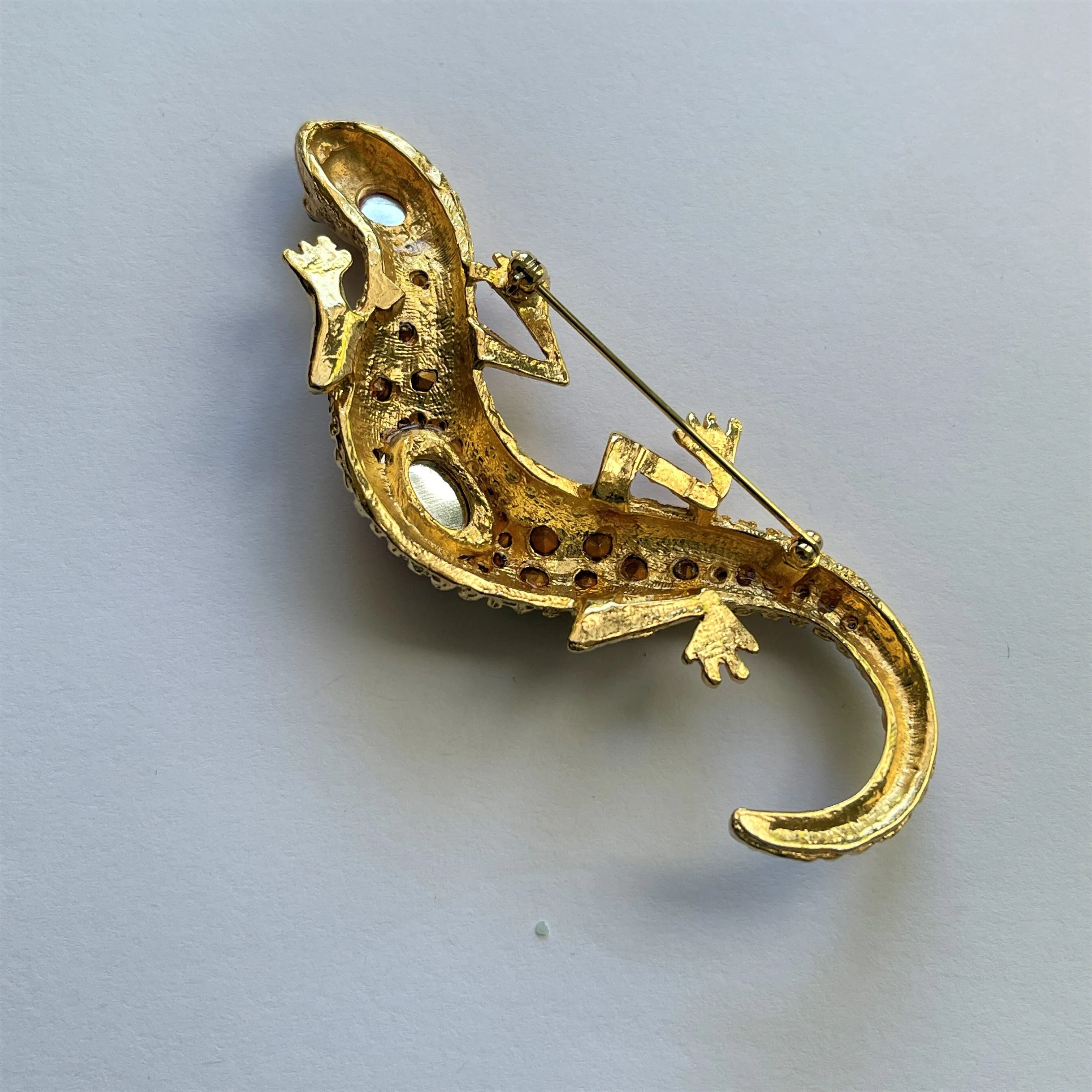 Rhinestone Lizard Brooch