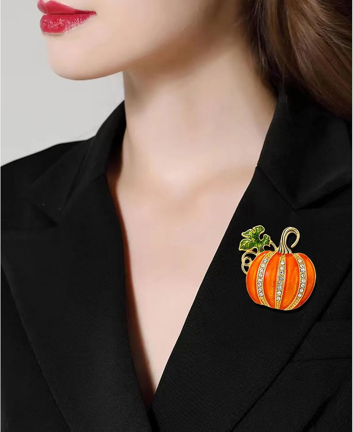 Rhinestone Pumpkin Brooch Pin for Women, Halloween Thanksgiving Gold Tone Enamel Green Leaf Brooches Lapel Pins Cute Autumn Holiday Festival Hat Bag Suit Dress Jewelry Souvenir