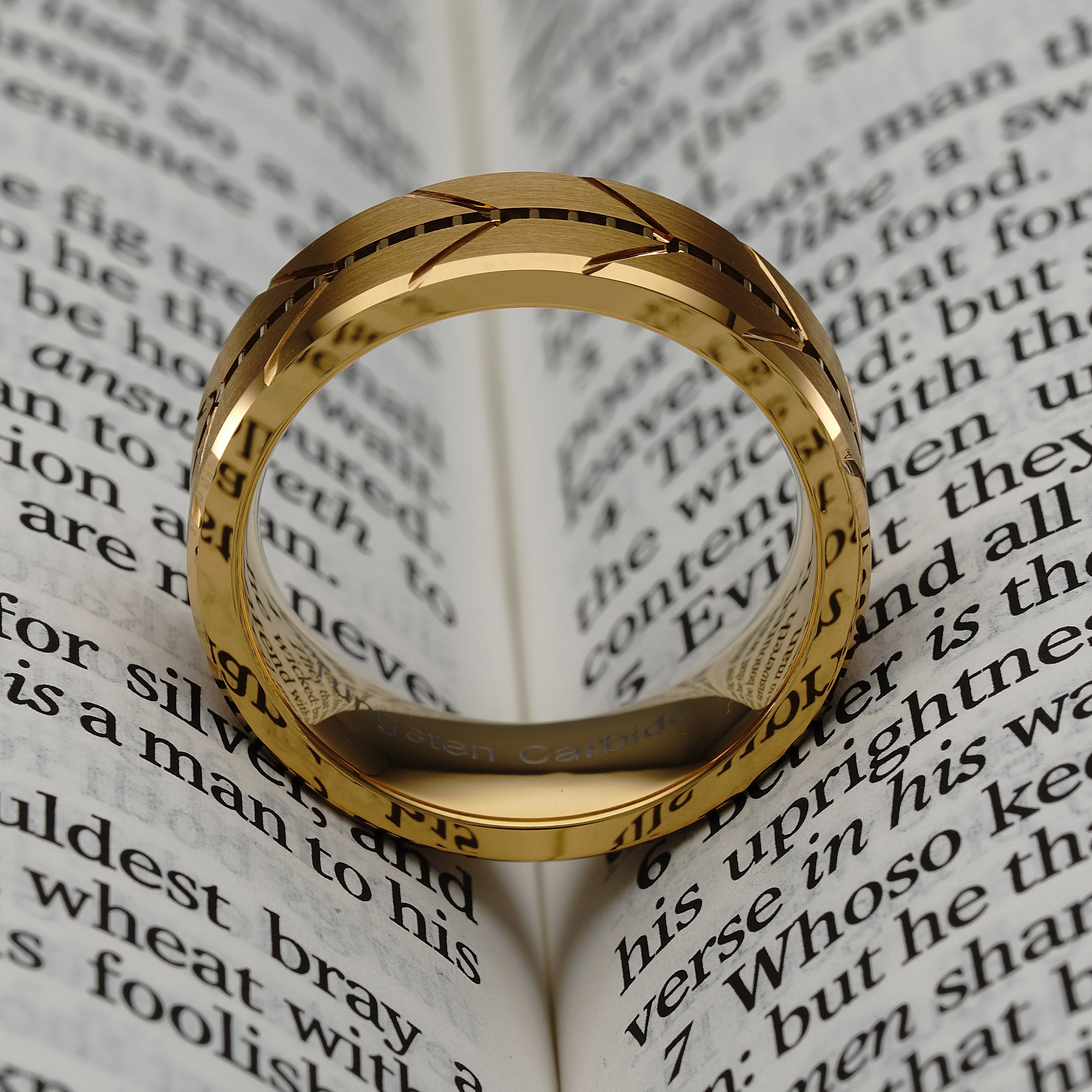 100S JEWELRY Tungsten Carbide Rings for Men Gold Wedding Bands Milgrain Style Beveled Edge Size 6-16 Gorgeous Look