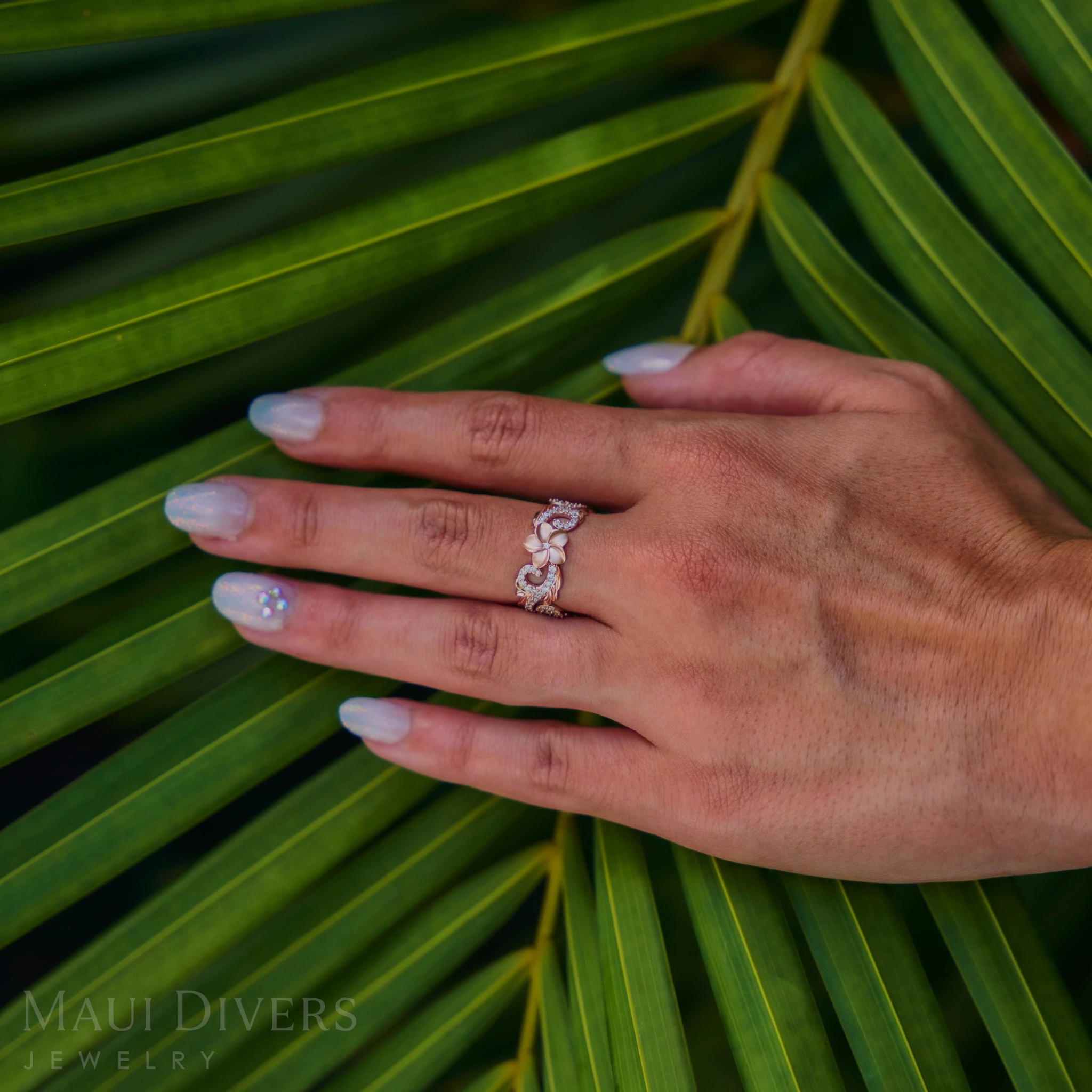 Hawaiian Heirloom Plumeria Ring in Rose Gold with Diamonds - 8mm Distinctive Detailing