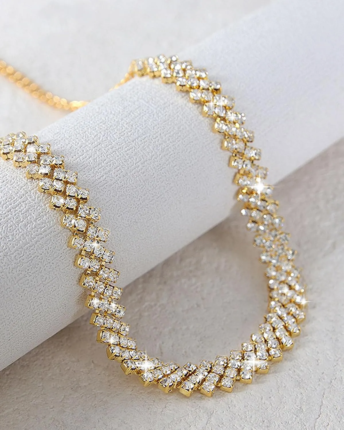 Ronglry Rhinestone Choker Necklace for Women Silver Diamond Choker Necklaces for Women Sparkly Crystal Rhinestone Necklace for Women Silver Chokers for Women Party Prom Wedding Jewelry Accessories