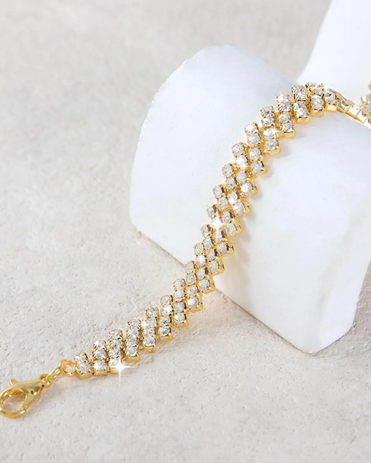 Ronglry Rhinestone Choker Necklace for Women Silver Diamond Choker Necklaces for Women Sparkly Crystal Rhinestone Necklace for Women Silver Chokers for Women Party Prom Wedding Jewelry Accessories