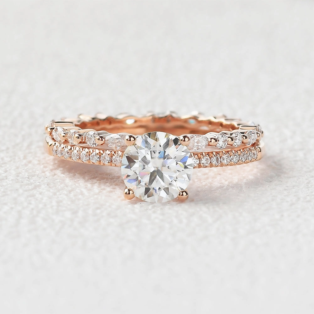 Round Cut 4 Prongs Moissanite Engagement Ring Set 2pcs Captivating Piece