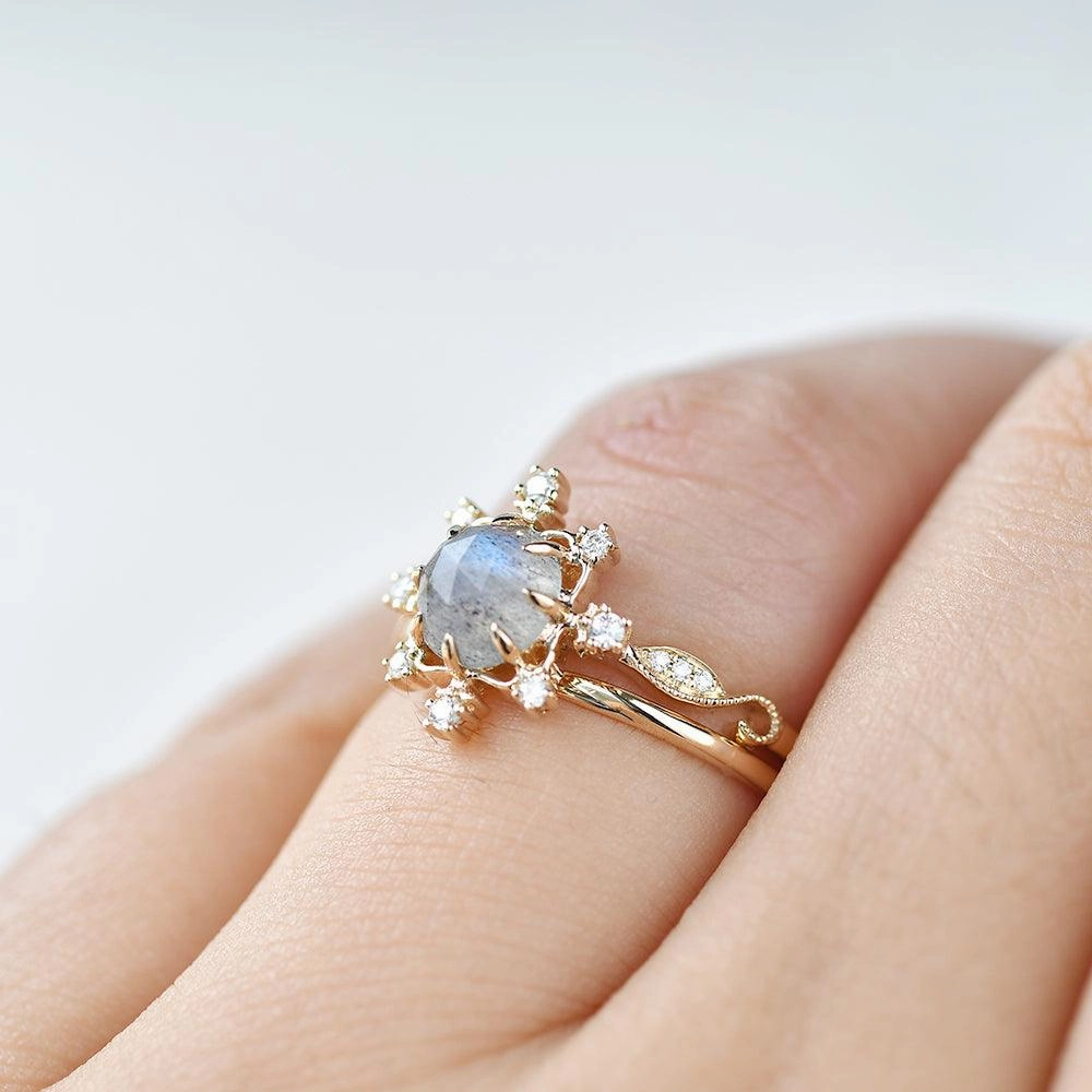 Round Cut Labradorite Vintage Inspired Ring Set 2pcs Office Chic Cozy Style