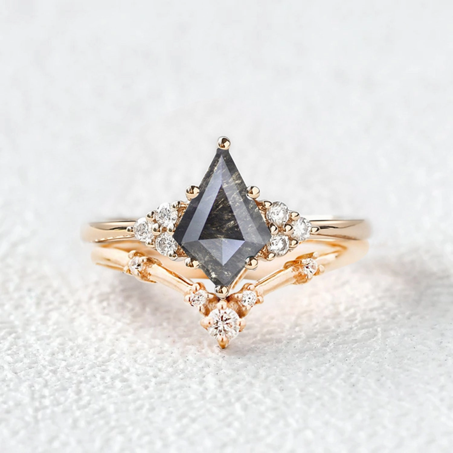 Refined Sparkle Elegant Fashion Salt and Pepper Diamonds Stacking Gold Engagement Ring Sets 2PCS