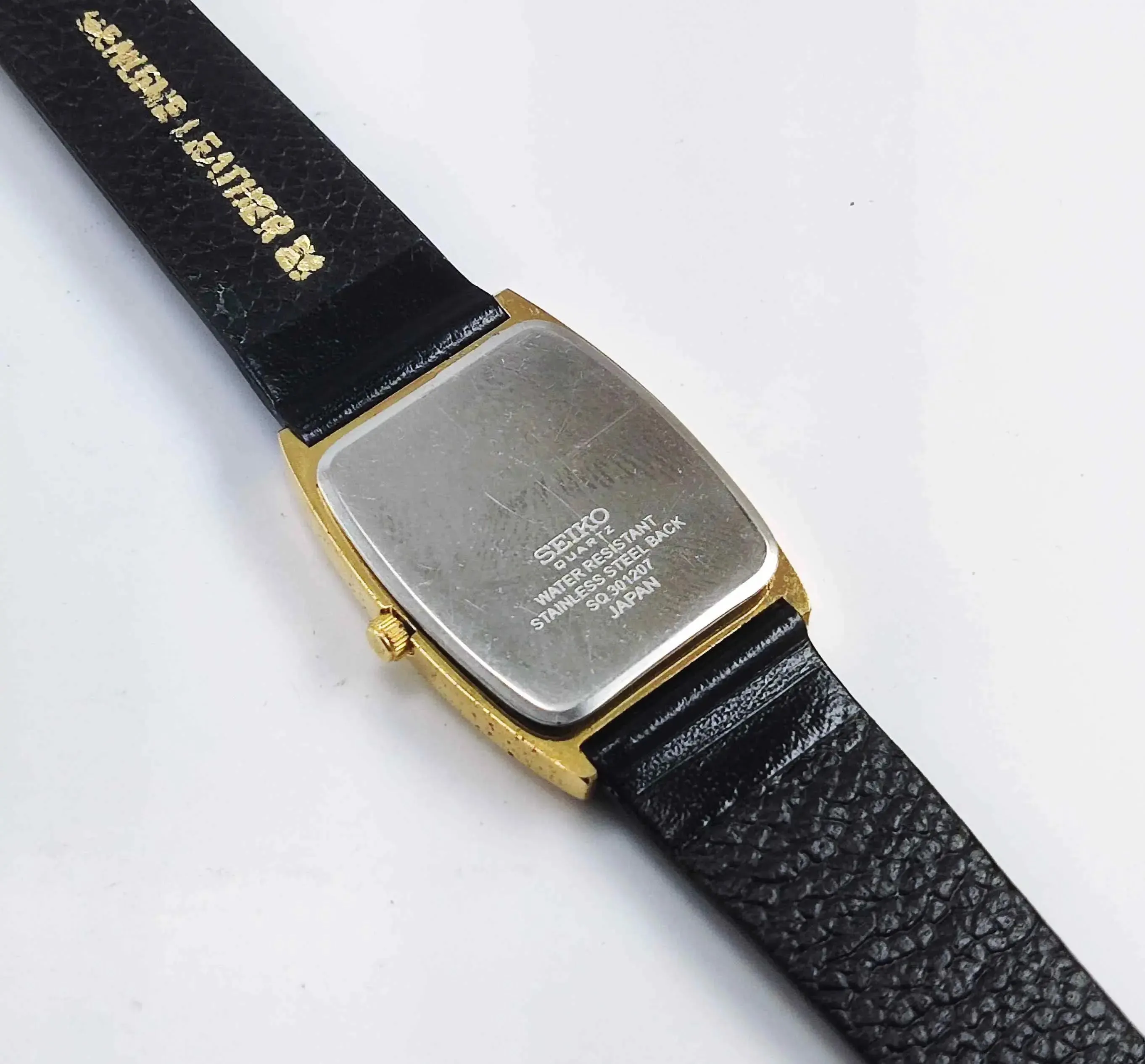 Seiko Quartz MIYOTA Cream Dial Golden Case Men's Watch