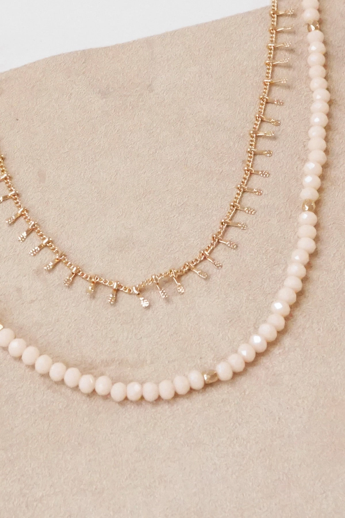 Attractive Ornament Young Heart Double Layered Boho Chain and Glass Beads Short Necklace