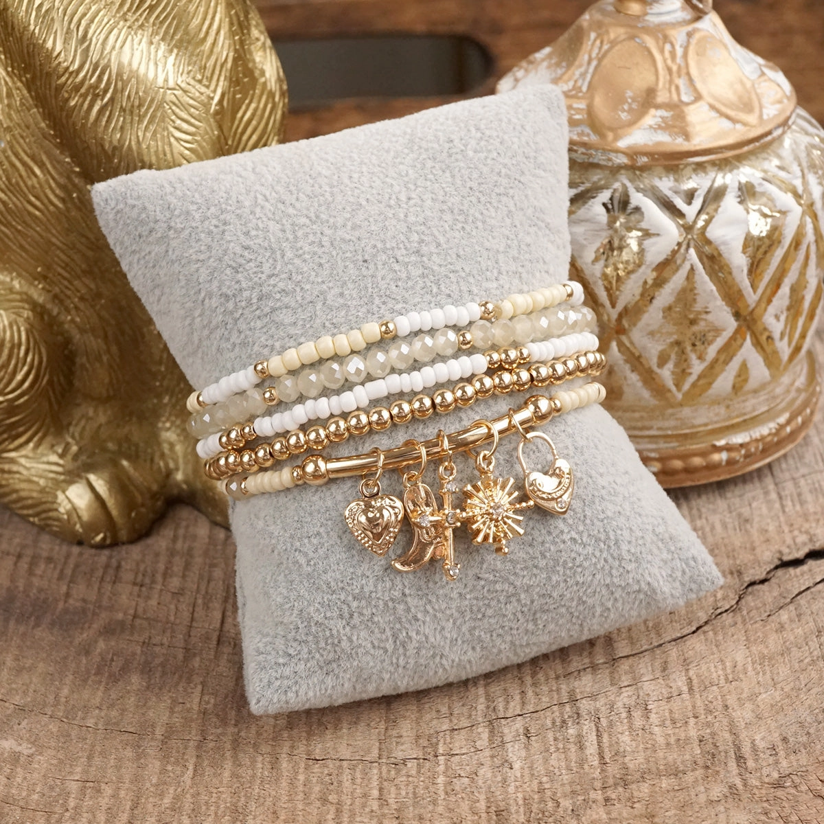 Sweet Amalgamations Spiritual Sight Charmed Whimsy ?C Set of 5 Mint & White Beaded Bracelets with Golden Charm Bar