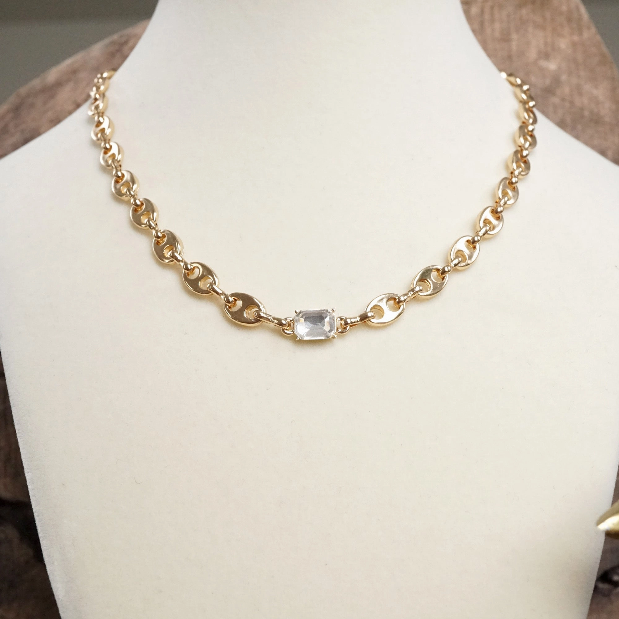 Engagement Gift Short Anchor Chain Necklace with Emerald-Cut Crystal ?C Gold or Silver