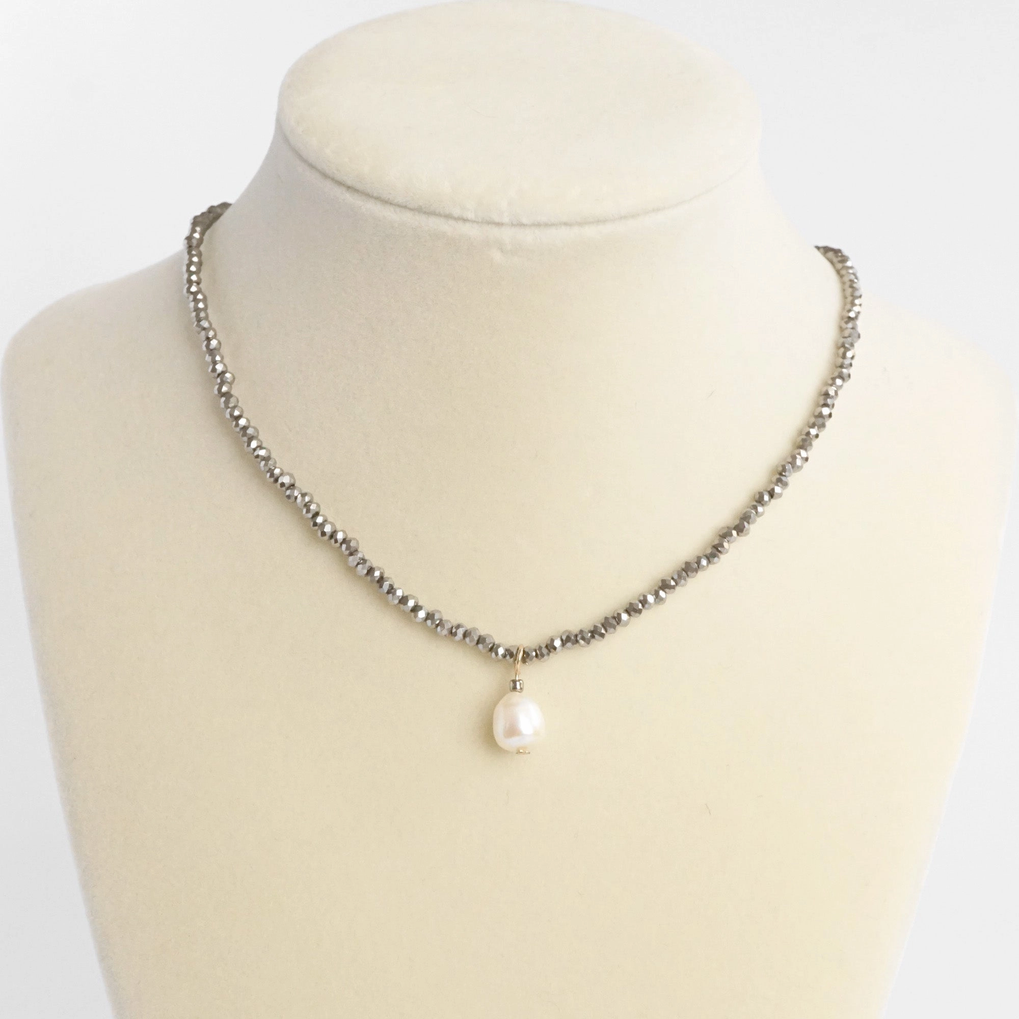 Durable Adornment Short Necklace Glass Beads Freshwater Pearl pendant Hematite