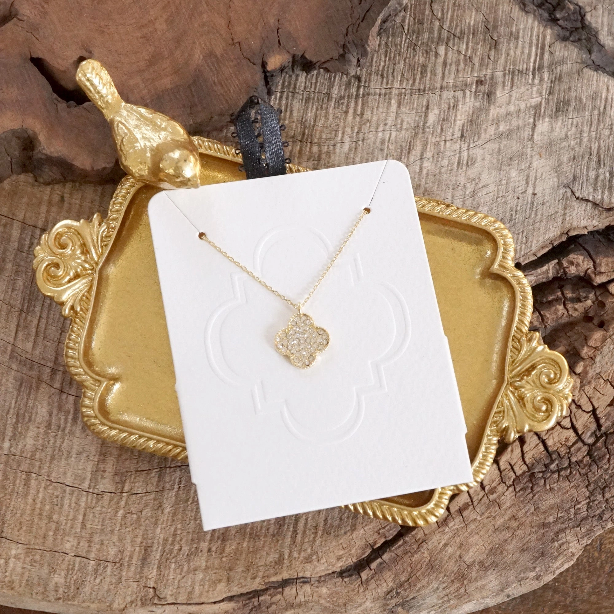 Short Dainty Clover Elegant Gift Necklace Minimal Gift Fresh Vibe