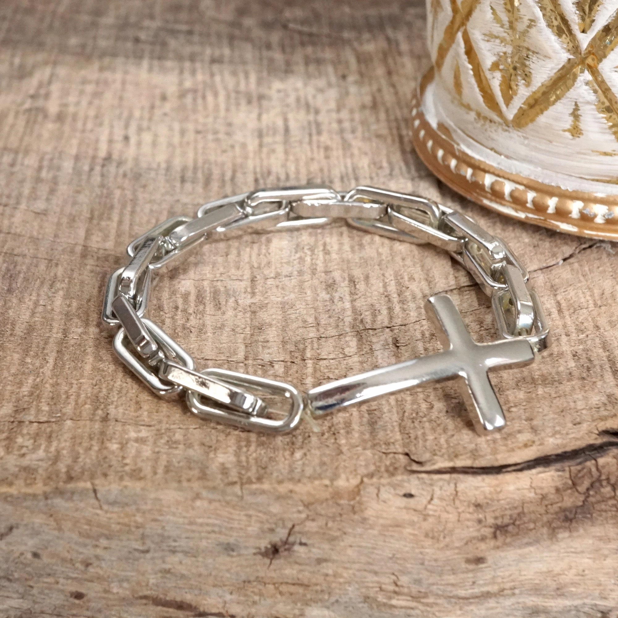 Lively Character Distinctive Edge Sideways Cross Stretch Bracelet ?C Gold or Silver Tone