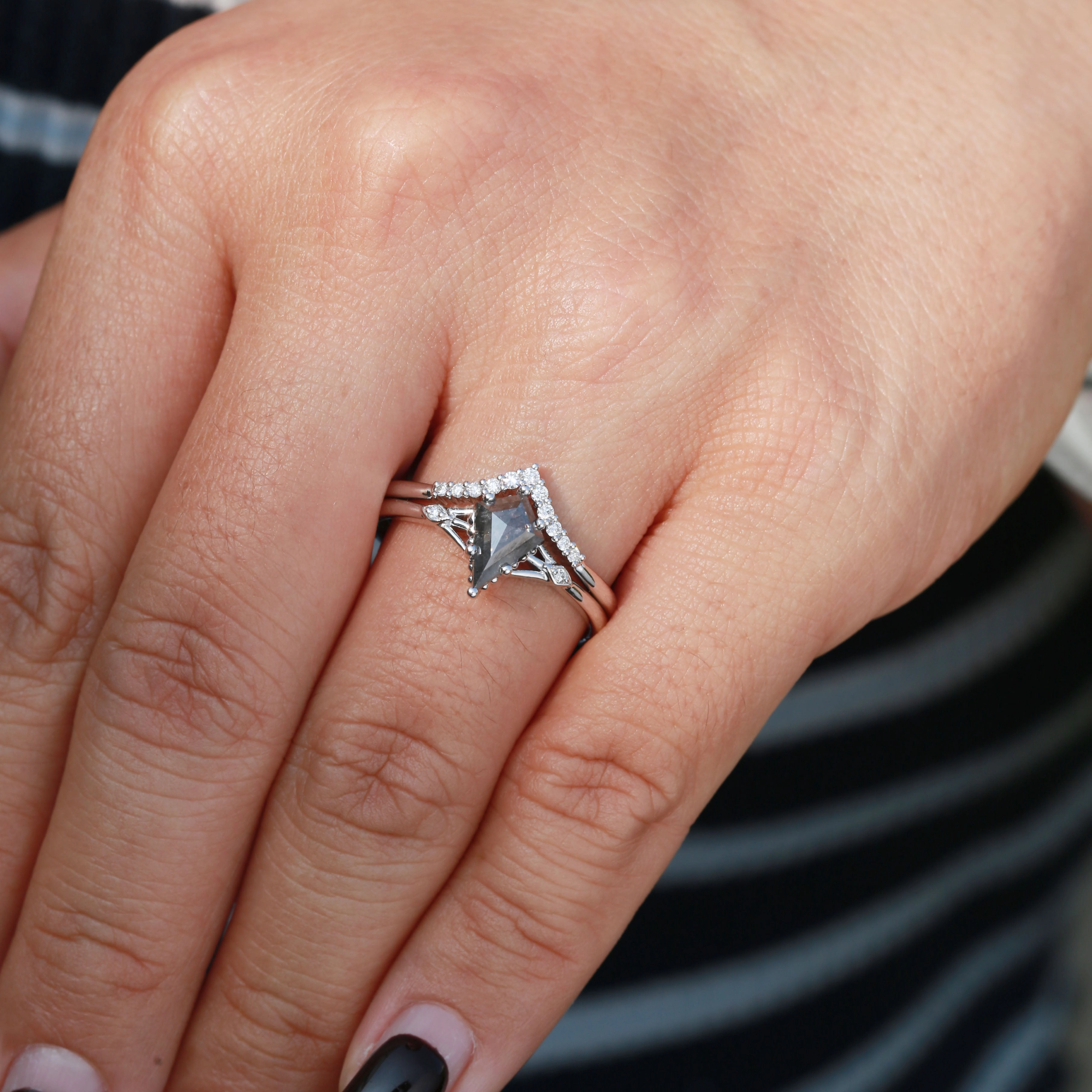 Salt and Pepper Diamonds Solid Gold Engagement Ring Set 2pcs Smooth Glow Night Spark